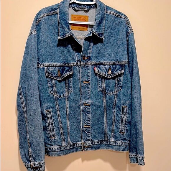 Levi's trucker Jean jacket - Picture 2 of 7